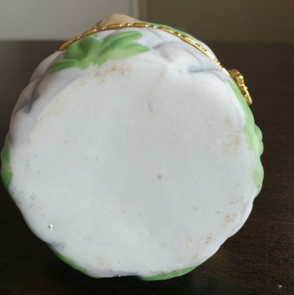 Trinket box vintage. Blue Jay figurines on top of box. Collectible. - Picture 7 of 8